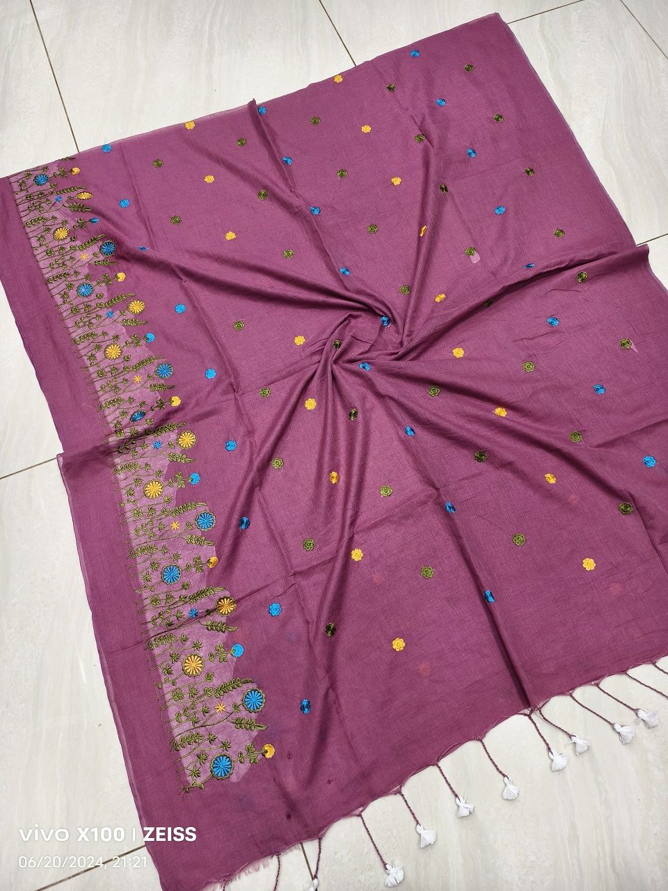 Magenta Mul Cotton Embroidery Saree Without Blouse