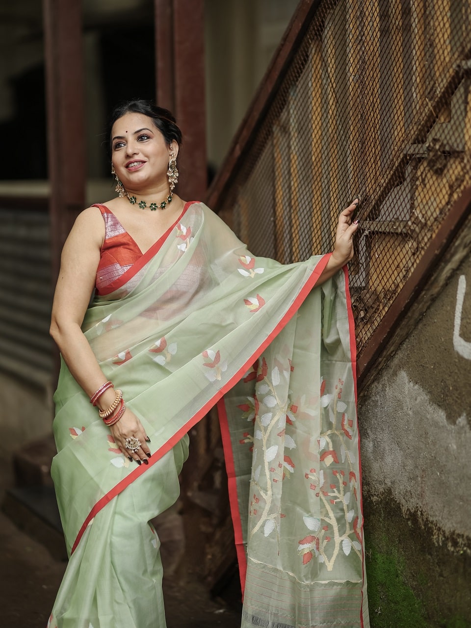 Sage Green Red Handwoven Premium Quality Tantuja Jamdani Resham By Resham Saree3