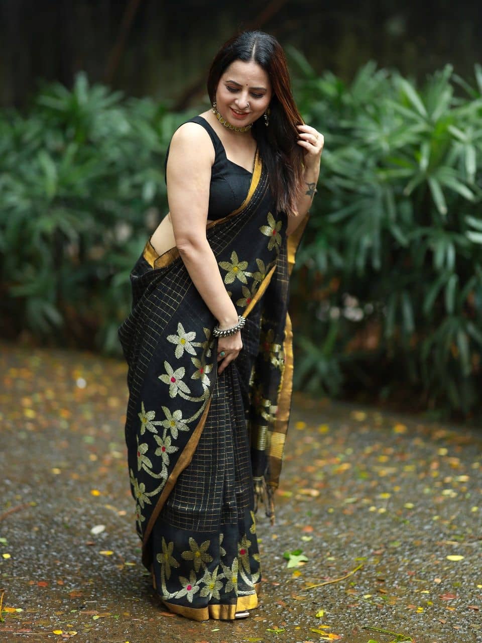 Awesome Black Handwoven Linen Jamdani Check Floral Design