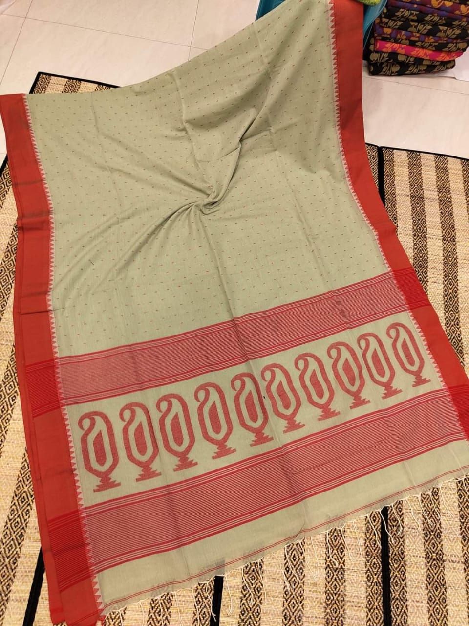 Sage Green Red Cotton Jamdani Saree With Contrast Border