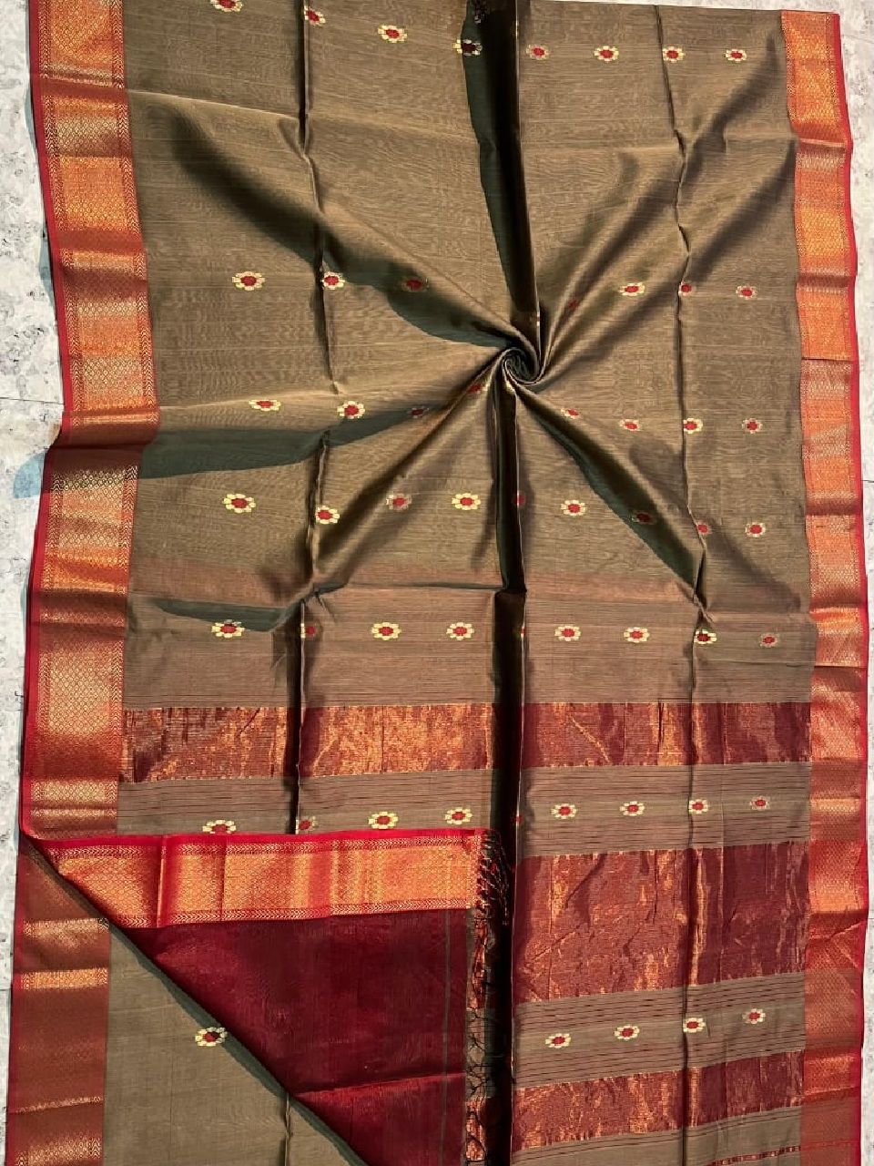 Grey Red Silk Cotton Festive Saree With All Over Butti Weave