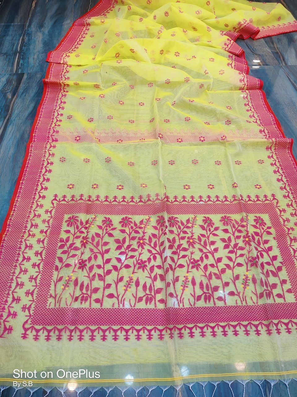 Lovely Lemon Green Muslin Silk Jamdani Handwoven Saree