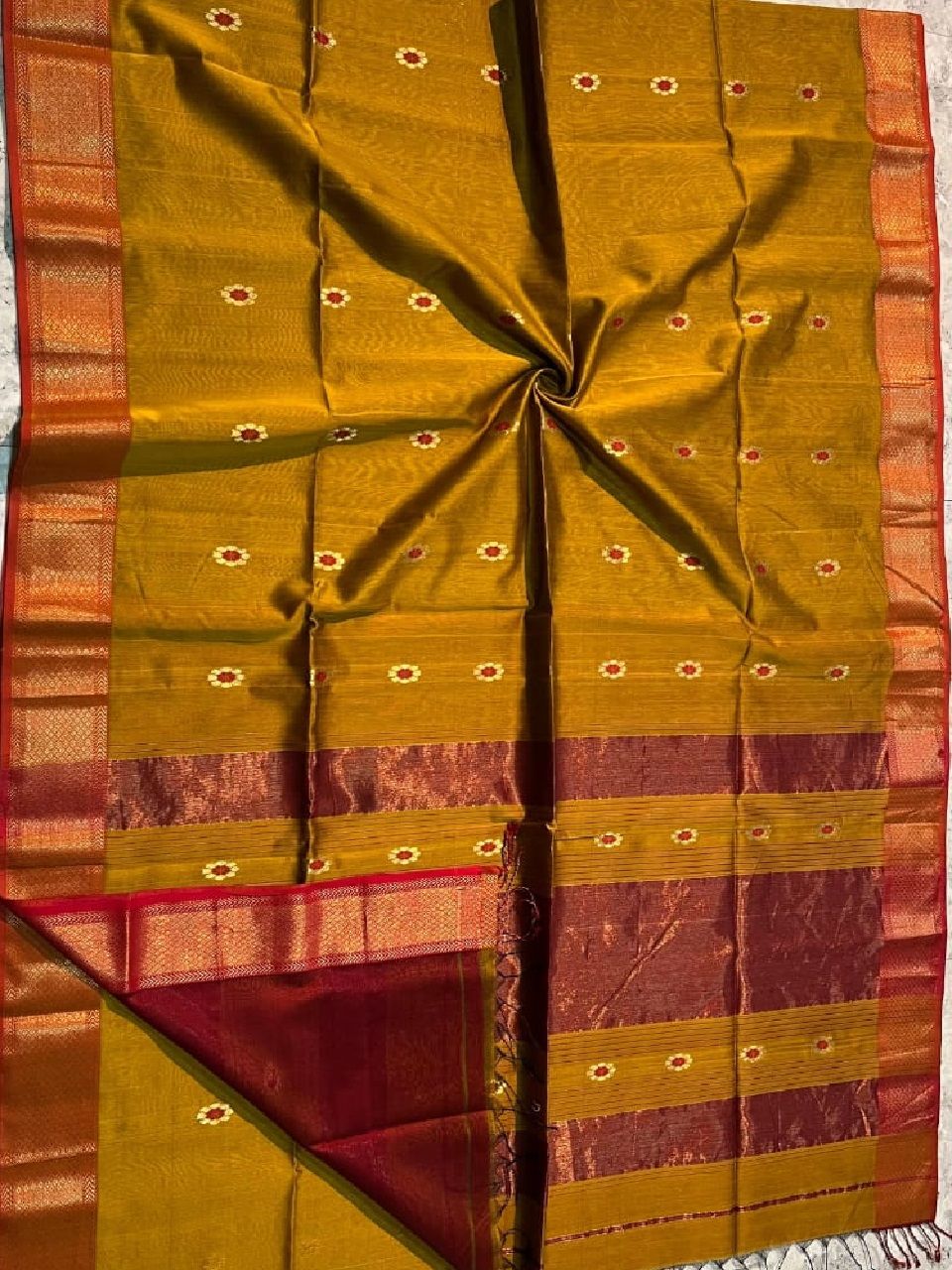 Mehendi Green Red Silk Cotton Festive Saree With All Over Butti Weave