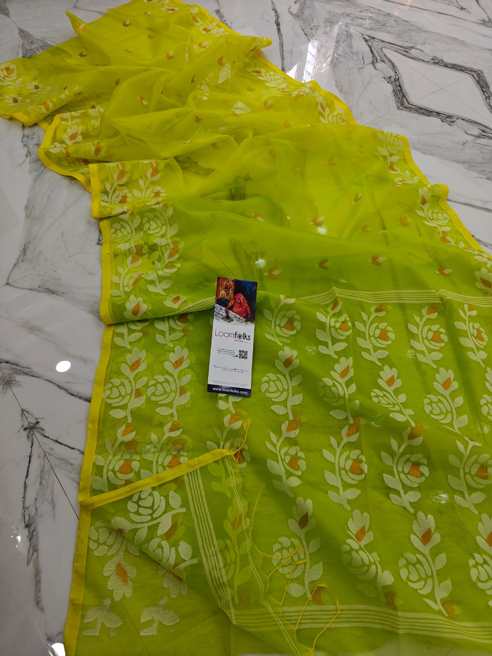 Lemon Green Resham Rose Muslin Saree With Blouse Piece