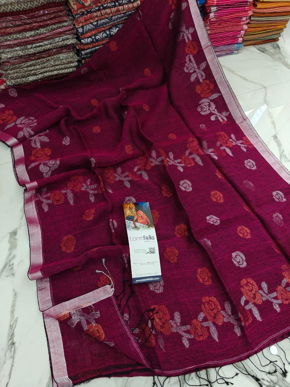 Majenta Floral Linen Jamdani Saree With Running Blouse