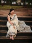 Timeless Beautiful Off White Exclusive Mul Cotton Jamdani Saree
