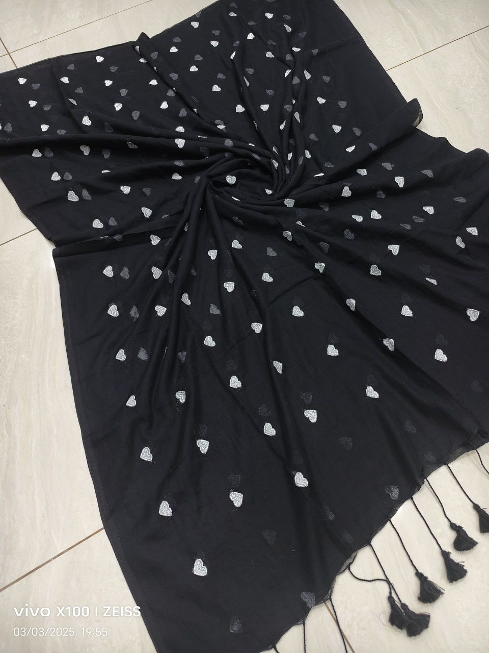 Black Mul Cotton Heart Love Embroidery Saree Without Blouse