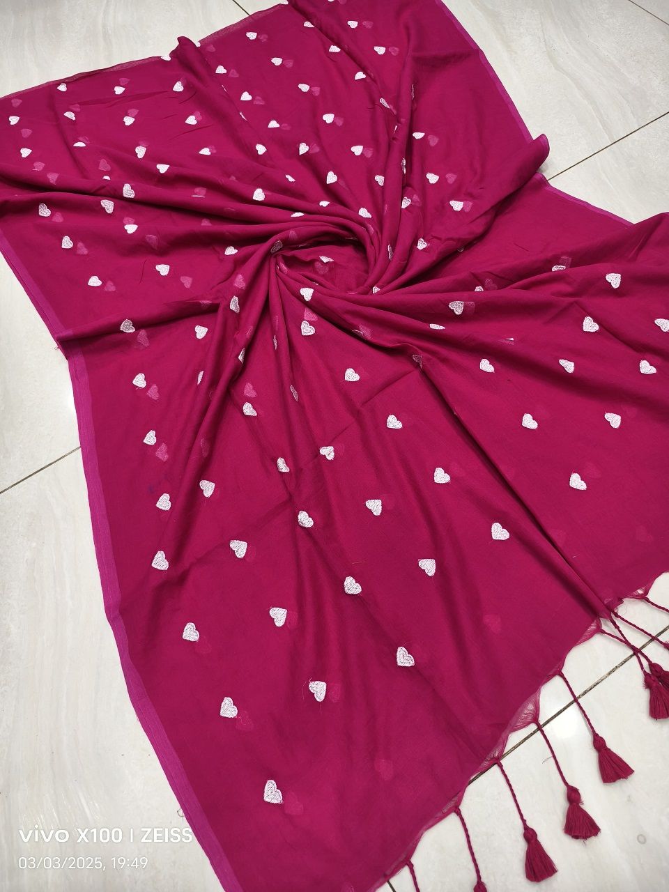 Magenta White Mul Cotton Heart Love Embroidery Saree Without Blouse