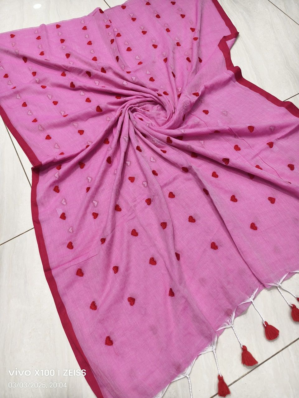Pink Red Mul Cotton Heart Love Embroidery Saree Without Blouse