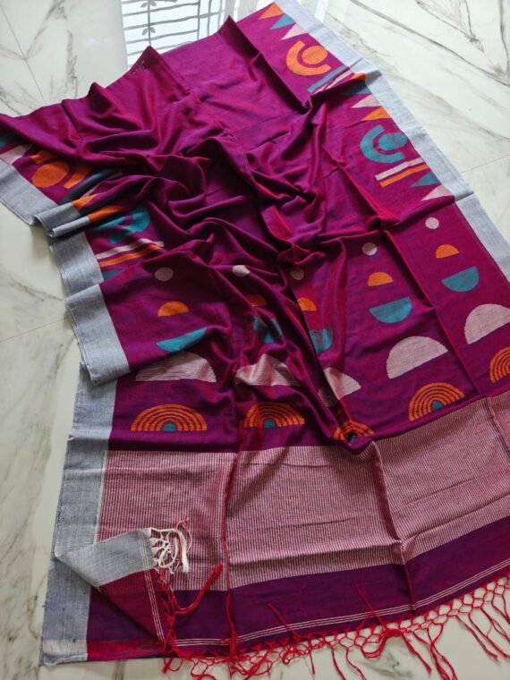 Purple Exclusive Pure Cotton Handwoven Saree With Blouse Piece1