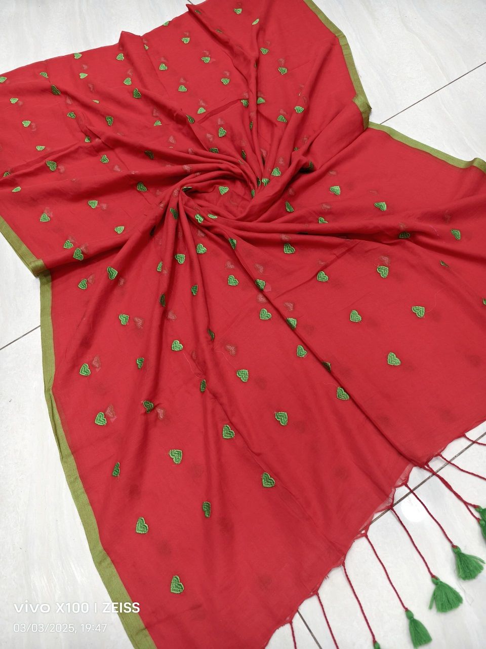 Rust Green Mul Cotton Heart Love Embroidery Saree Without Blouse