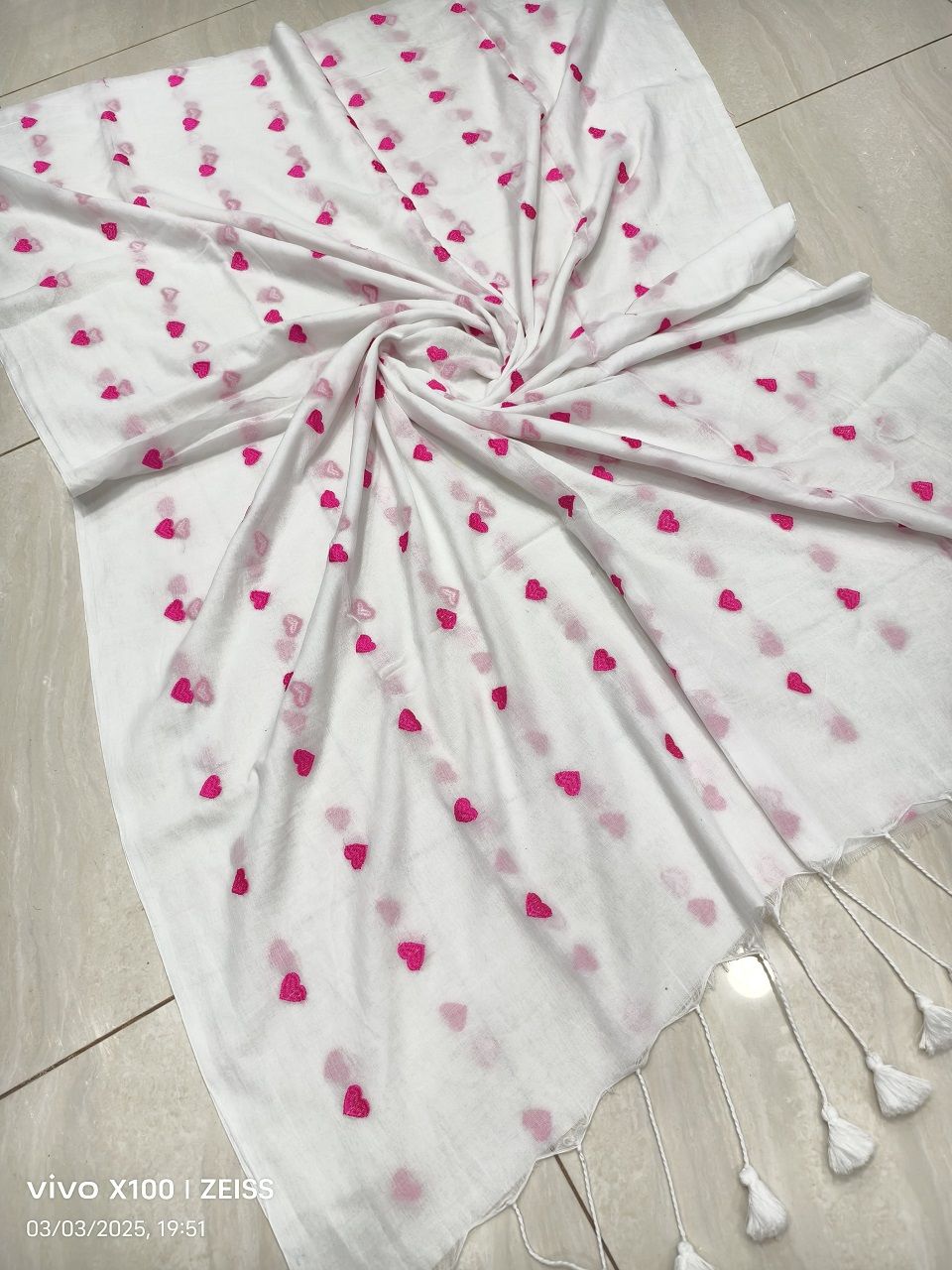 White Pink Mul Cotton Heart Love Embroidery Saree Without Blouse