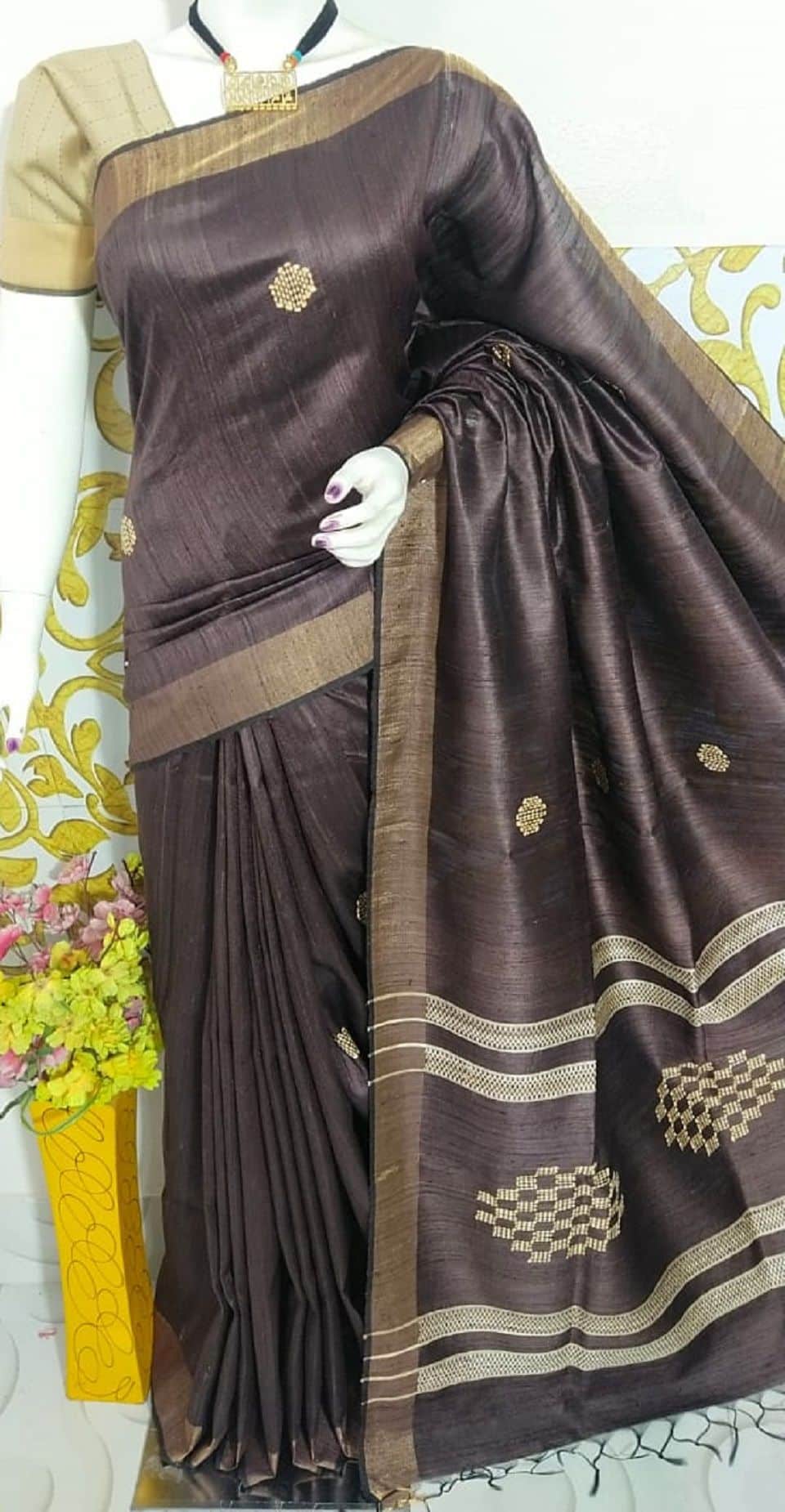 Cocoa Deep Brown Charm Handwoven Pure Tussar Dupion Raw Silk Saree