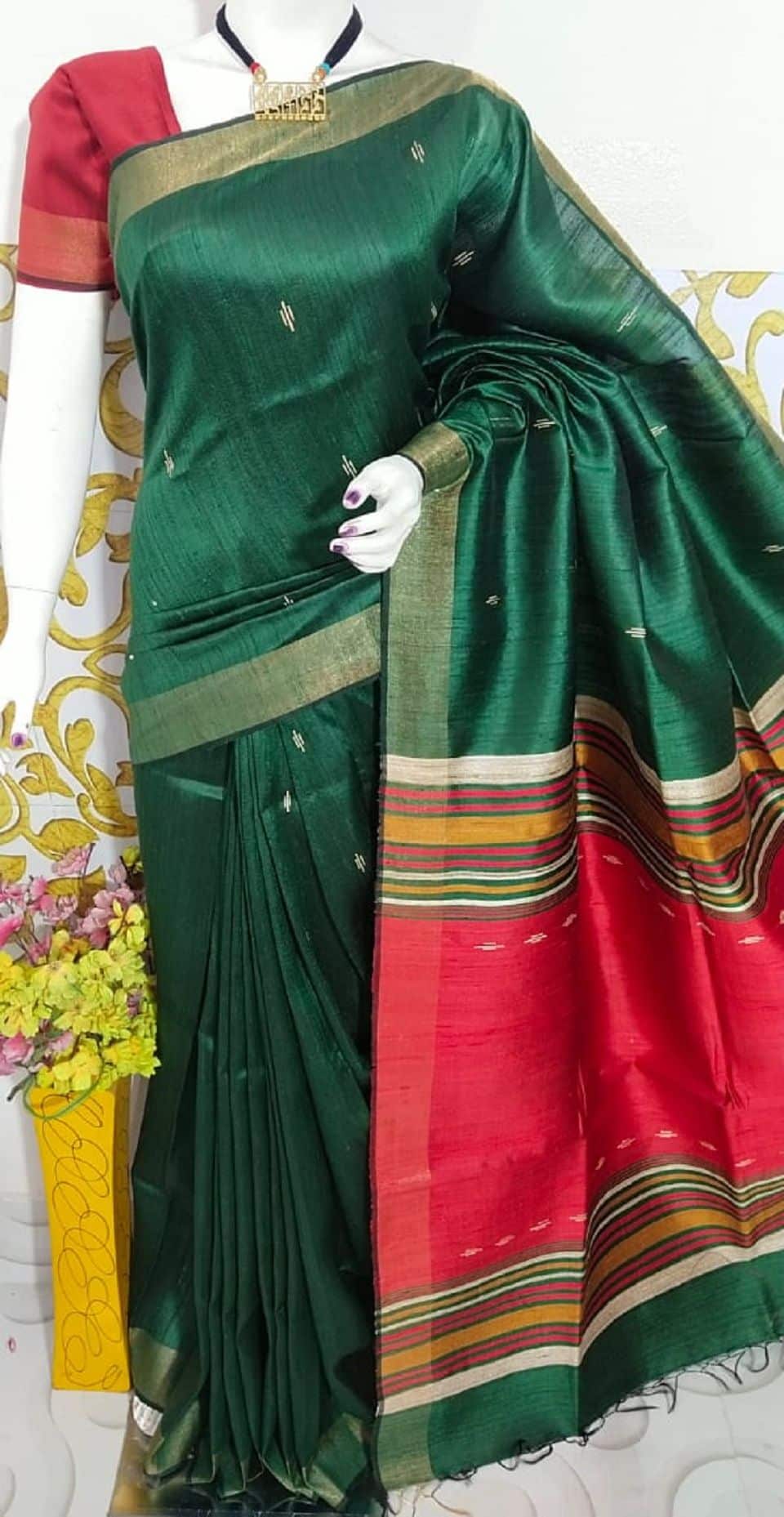 Excellent Deep Green Red Handwoven Pure Tussar Dupion Raw Silk Saree