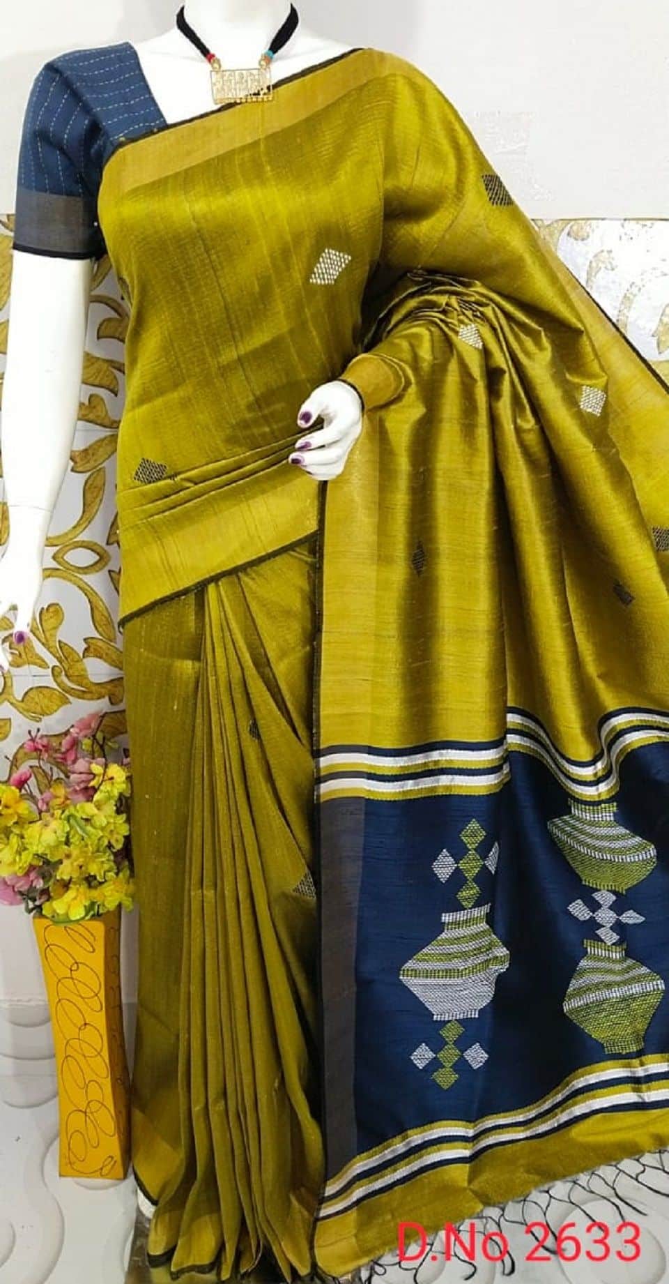 Glistening Mehendi Green Blue Handwoven Pure Tussar Dupion Raw Silk Saree