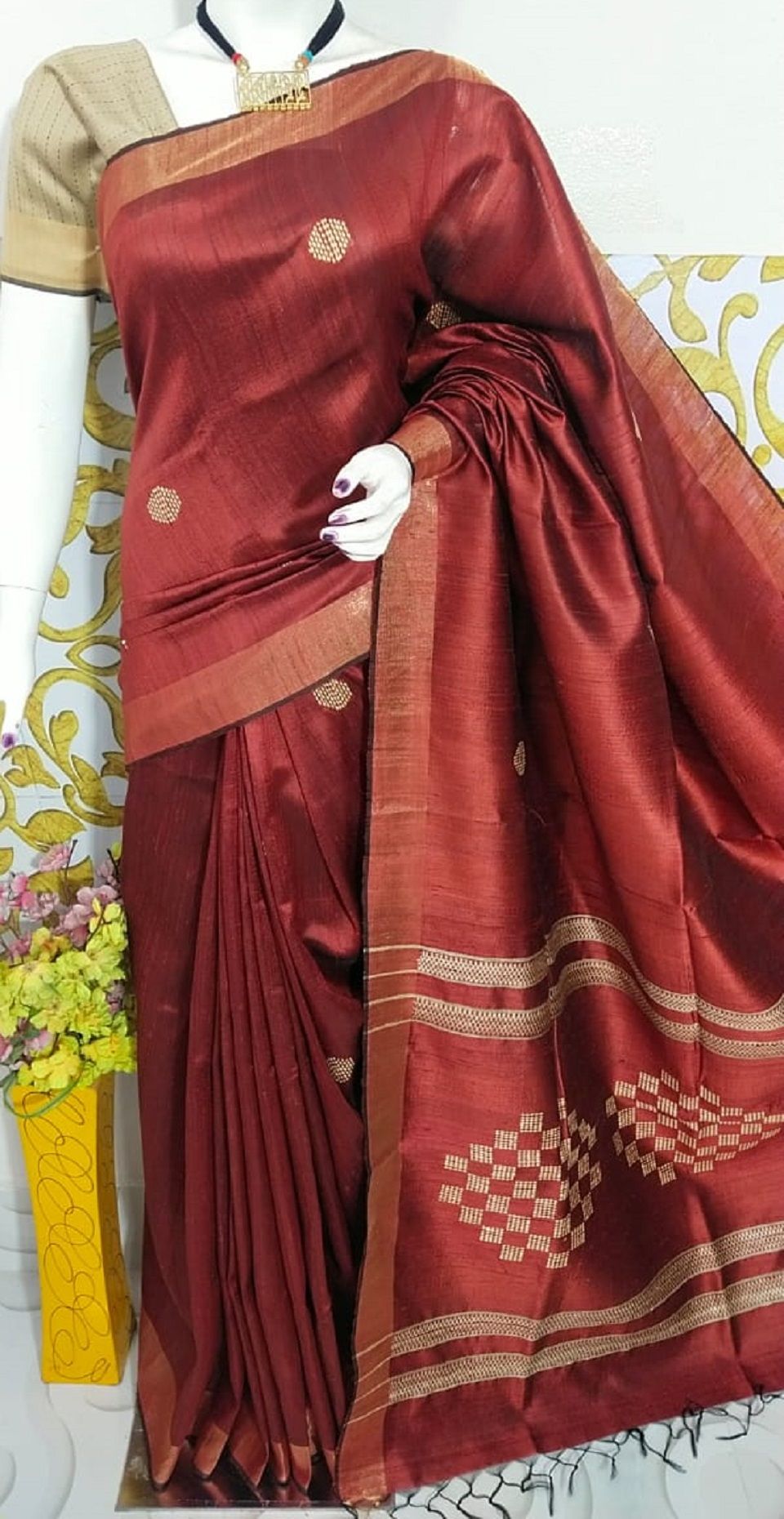 Royal Russet Elegant Maroon Pure Tussar Dupion Raw Silk Handwoven Saree