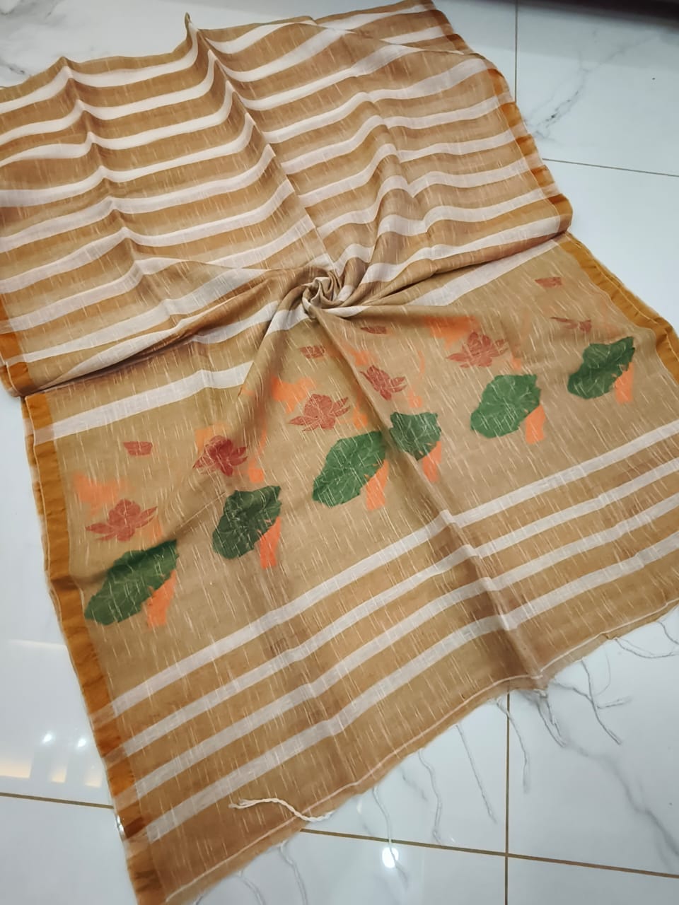 Creamish Brown Stripe Pattern Handloom Linen Jamdani Saree