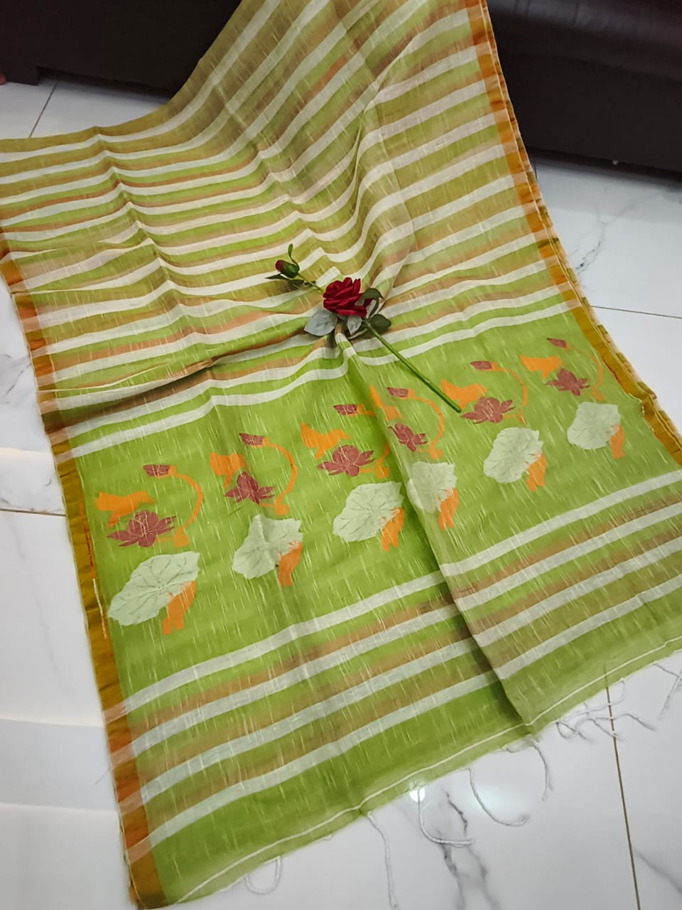 Grass Green Stripe Pattern Handloom Linen Jamdani Saree