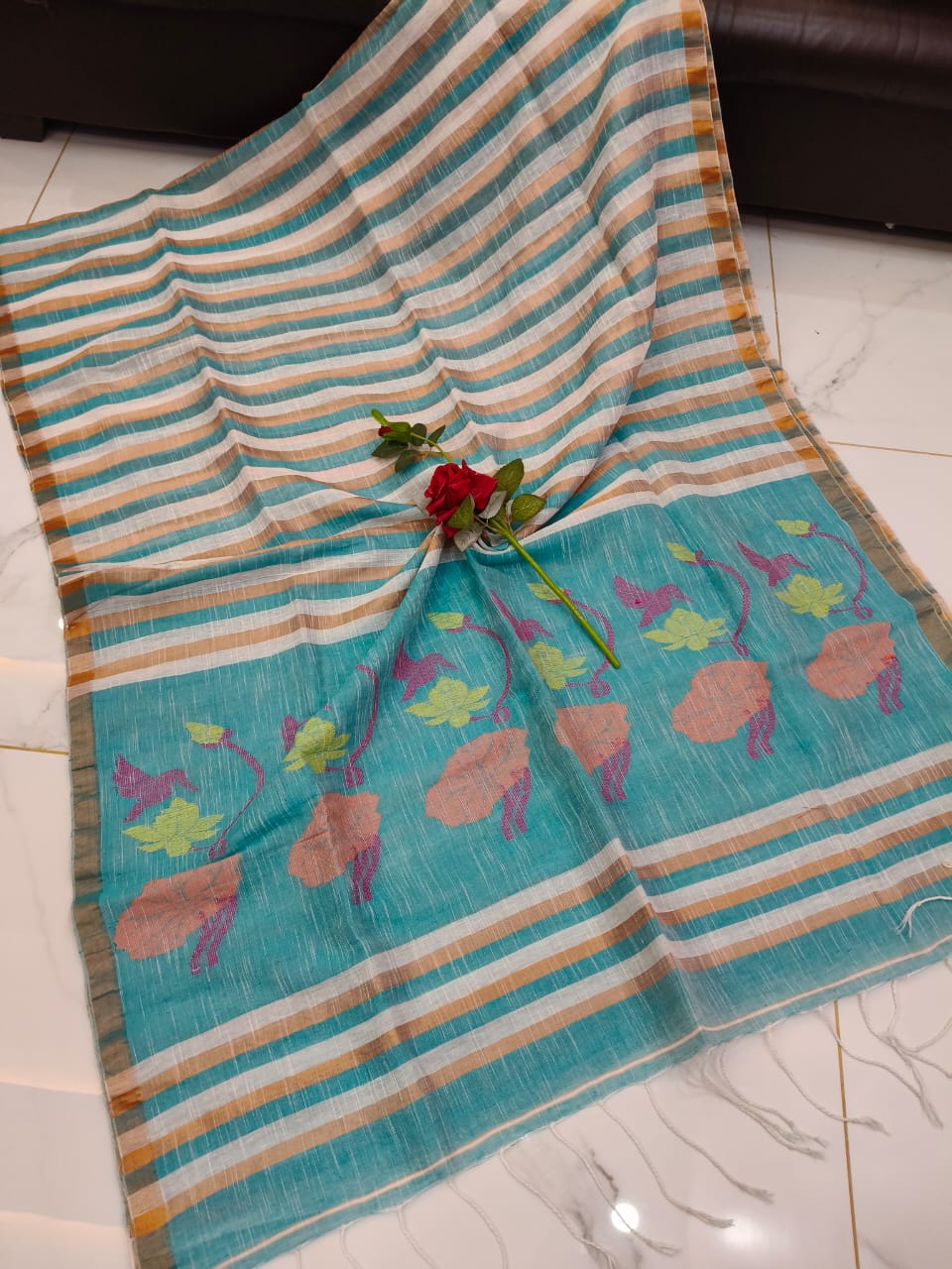 Sea Green Stripe Pattern Handloom Linen Jamdani Saree