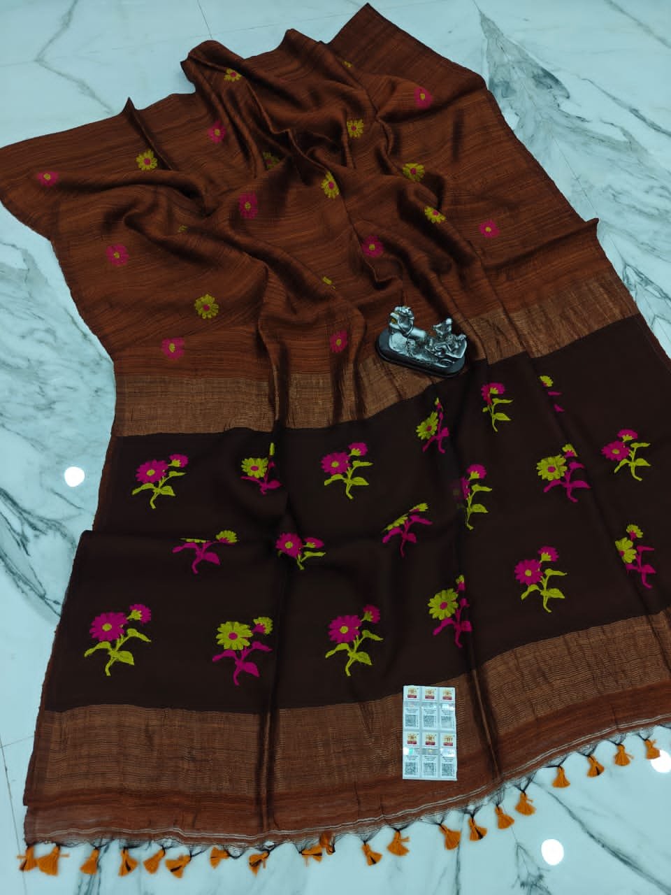 Brown Pure Matka Resham Silk Handloom Floral Motif Saree Brown Pure Matka Resham Silk Handloom Floral Motif Saree