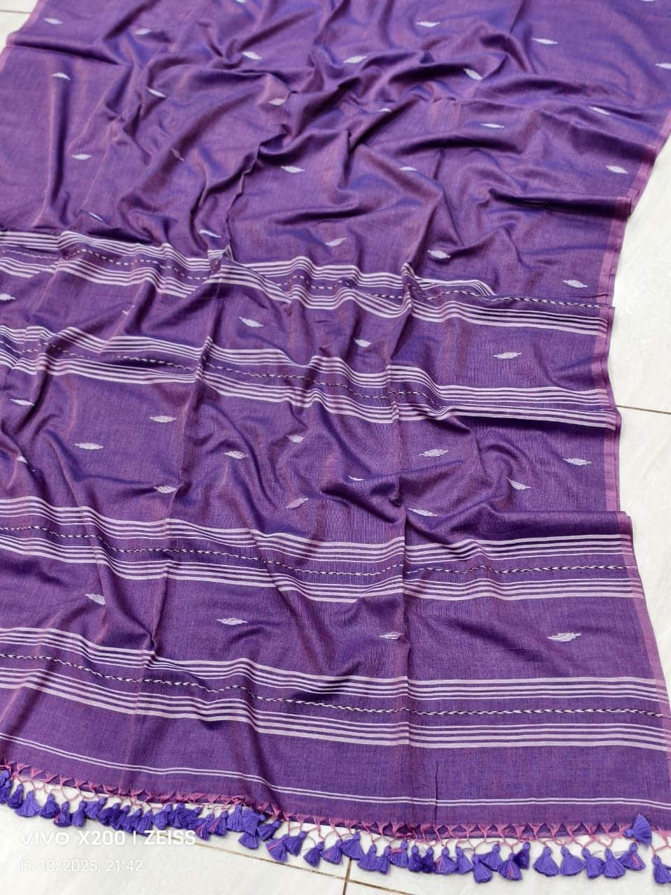 Lavendar Handloom Cotton Jamdani Saree With Butti Work