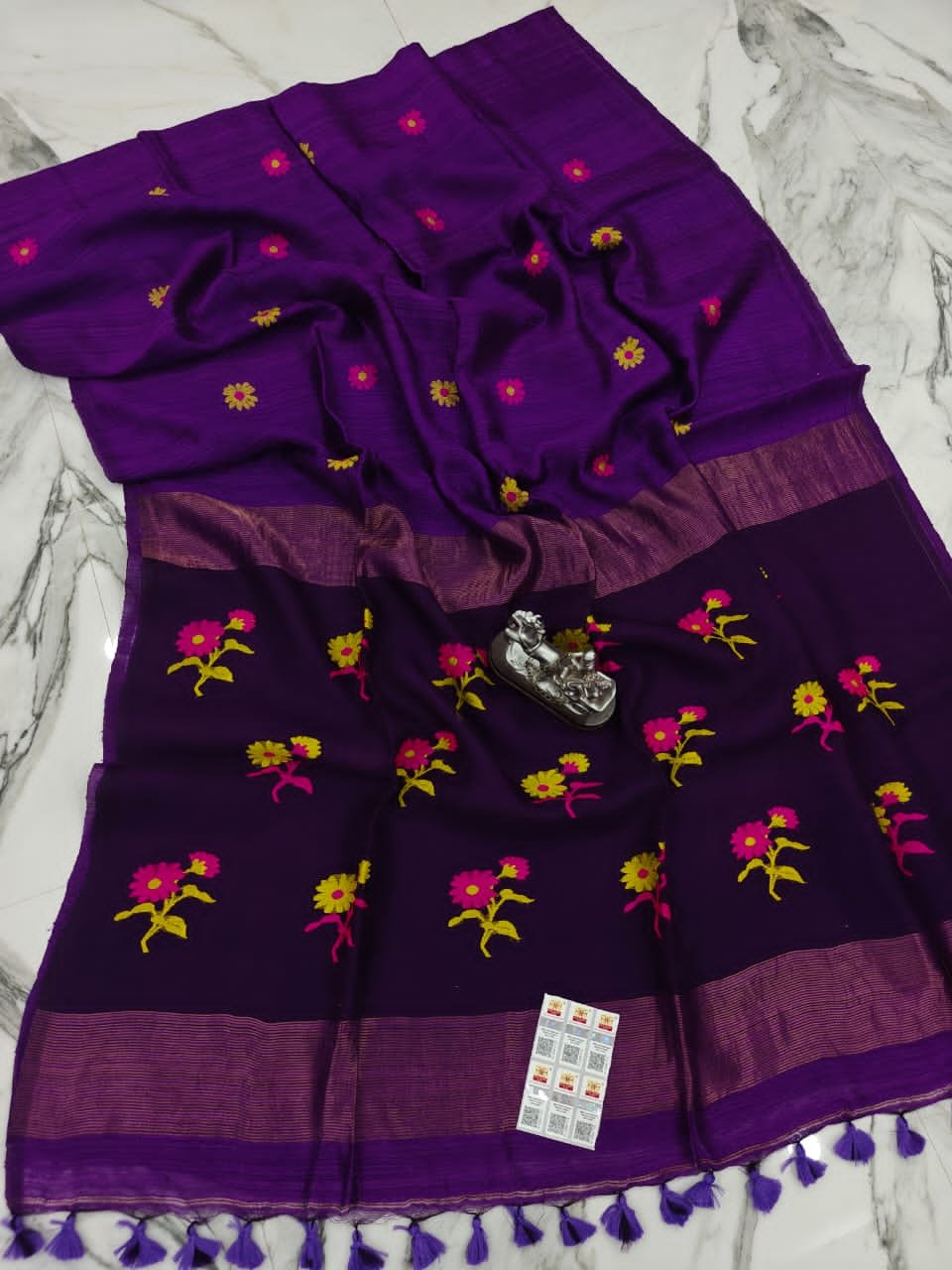 Purple Pure Matka Resham Silk Handloom Floral Motif Saree