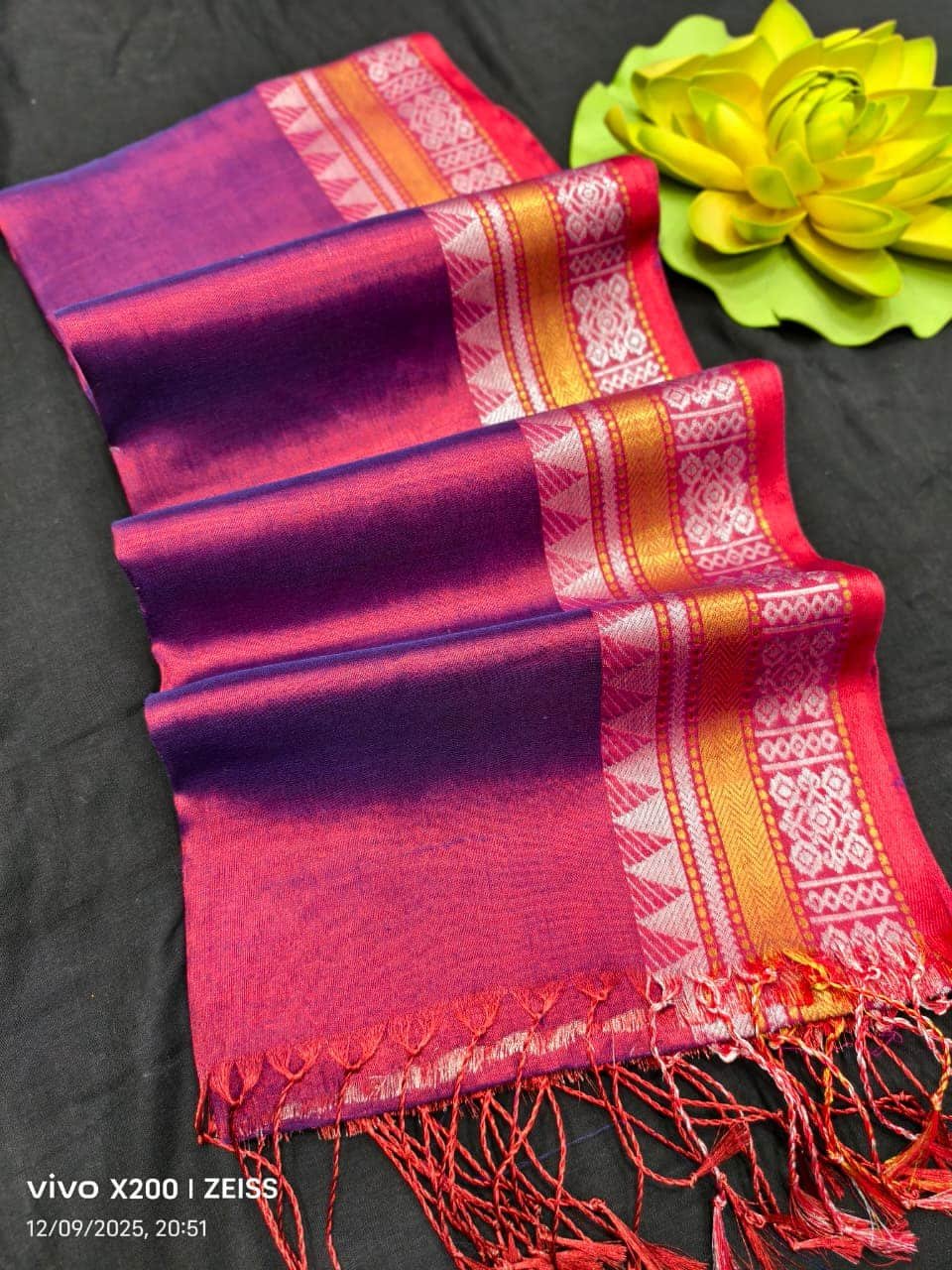 Dual Shade Purple Cotton Tissue Saree With Traditional Borders Dual Shade Purple Cotton Tissue Saree With Traditional Borders