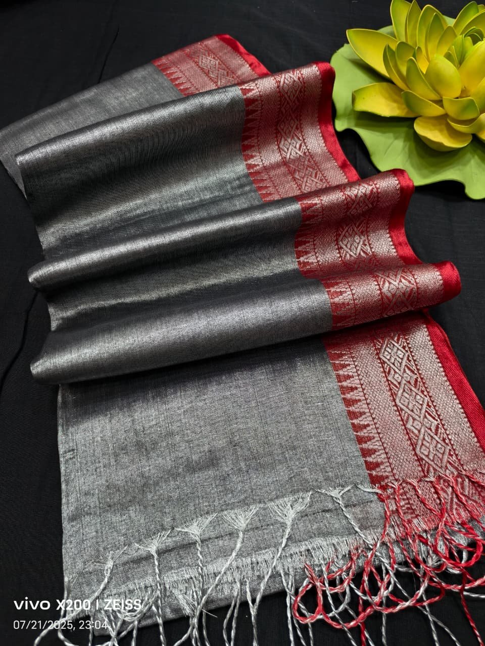 Gorgeous Grey Cotton Tissue Saree With Traditional Borders Gorgeous Grey Cotton Tissue Saree With Traditional Borders