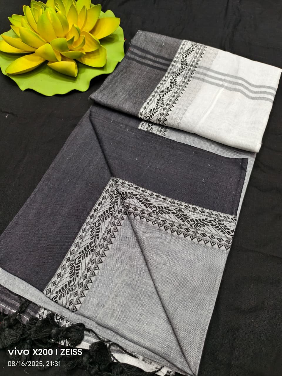Grey Black Plain Cotton Saree With Running Blouse Grey Black Plain Cotton Saree With Running Blouse