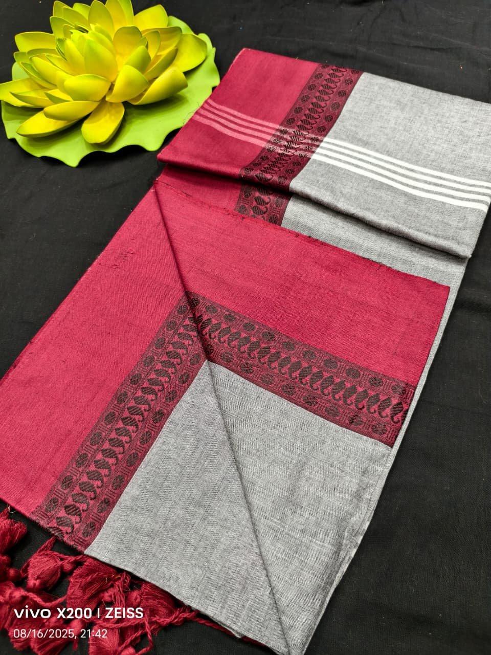Grey Red Plain Cotton Saree With Running Blouse Grey Red Plain Cotton Saree With Running Blouse