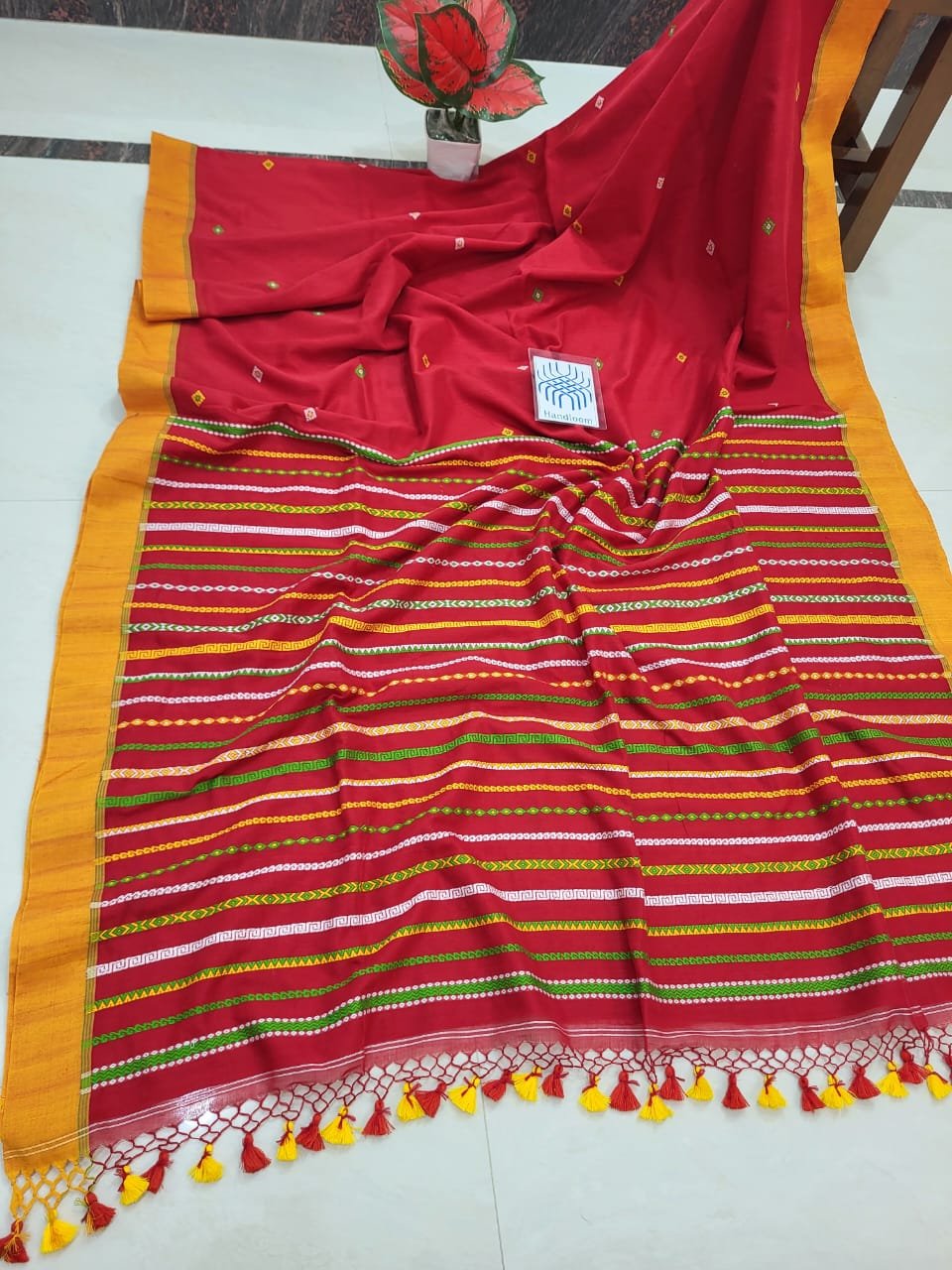 Red Butti Design Pure Handwoven Cotton Saree With Stripped Pallu Red Butti Design Pure Handwoven Cotton Saree With Stripped Pallu