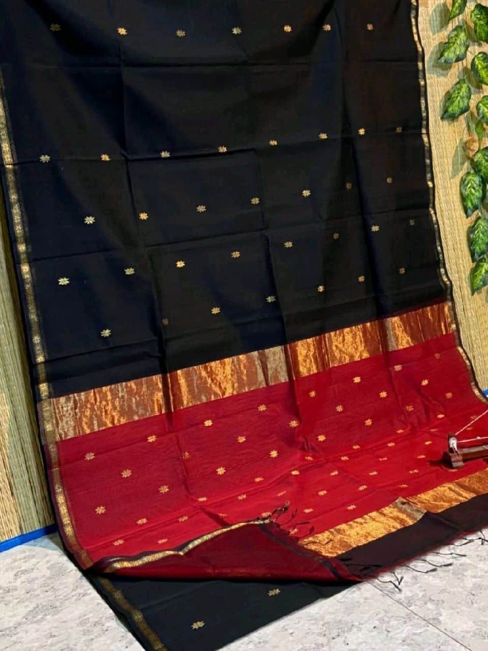 Gorgeous Black Red Cotton Silk Saree With Lovely Thin Borders Gorgeous Black Red Cotton Silk Saree With Lovely Thin Borders