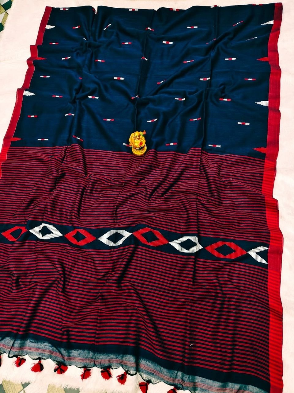 Blue Pure Cotton Handloom Saree With Allover Woven Ikkat Design Motifs Blue Pure Cotton Handloom Saree With Allover Woven Ikkat Design Motifs