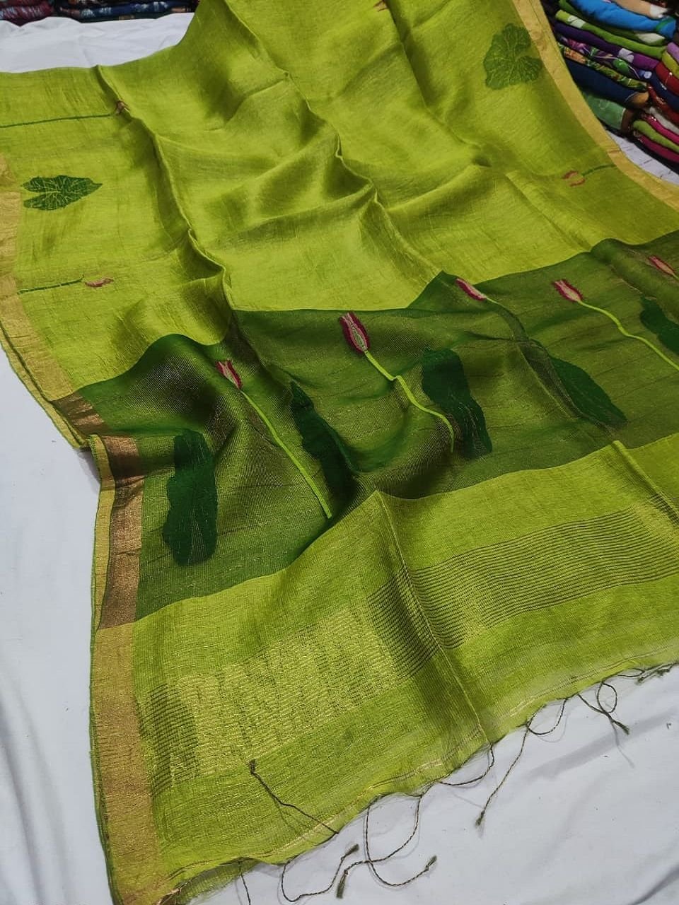Green Premium Jayashree Tissue Resham Linen Saree Green Premium Jayashree Tissue Resham Linen Saree