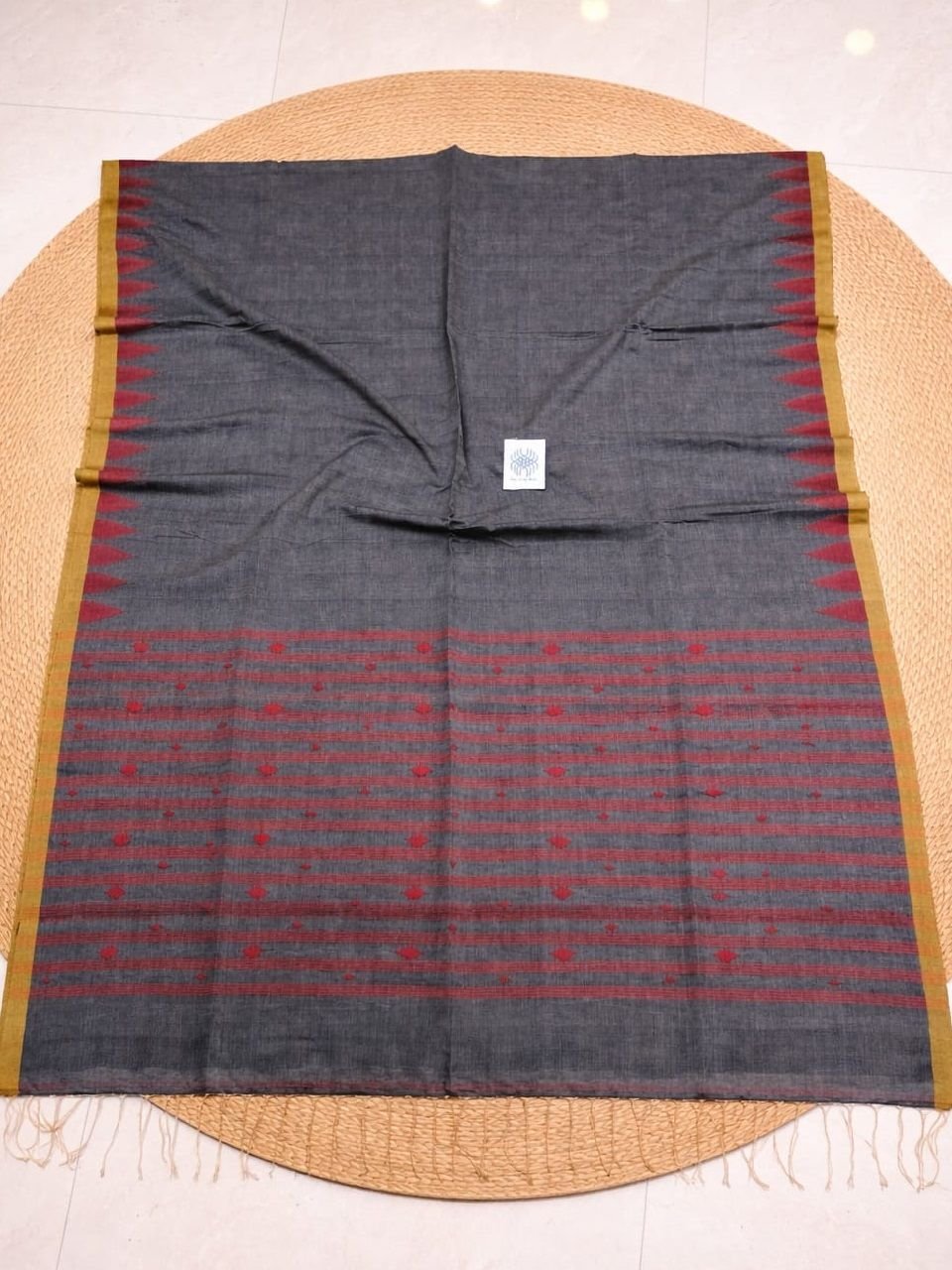 Grey Red Handloom Premium Cotton Needle Work Jamdani Saree Grey Red Handloom Premium Cotton Needle Work Jamdani Saree