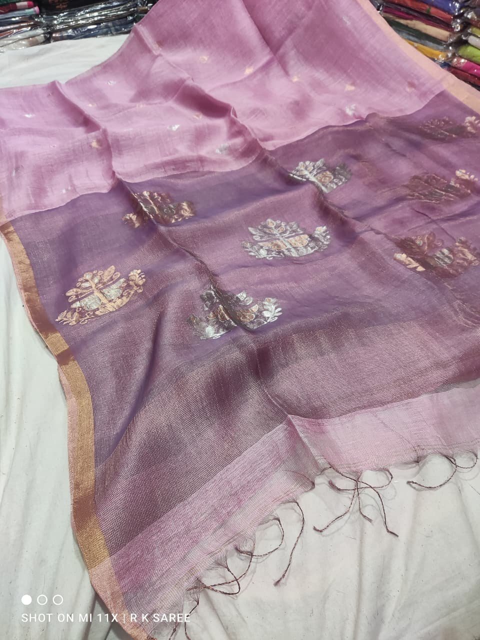 Lavender Mauve Premium Silk Linen Handloom Saree With Zari Motif Lavender Mauve Premium Silk Linen Handloom Saree With Zari Motif