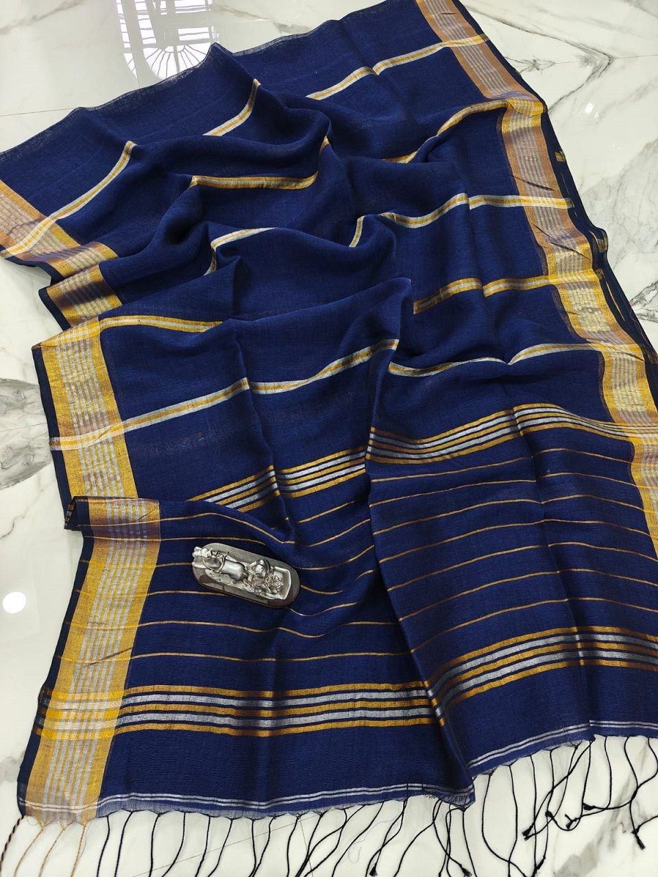 Navy Blue Handwoven Stripe Design Linen Saree With Zari Borders Navy Blue Handwoven Stripe Design Linen Saree With Zari Borders
