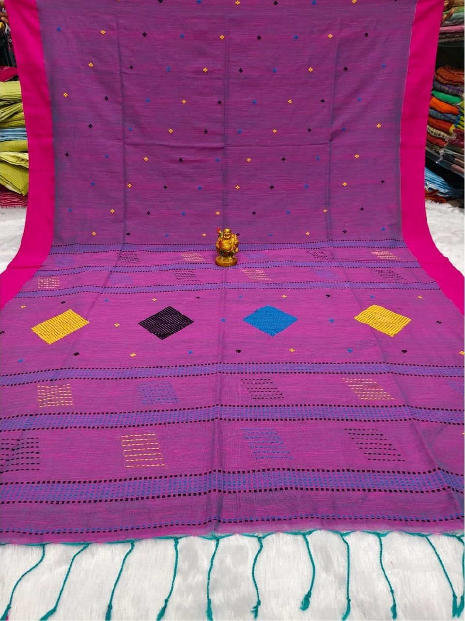 Purple Pink Pure Cotton Diamond Design Handloom Saree Purple Pink Pure Cotton Diamond Design Handloom Saree