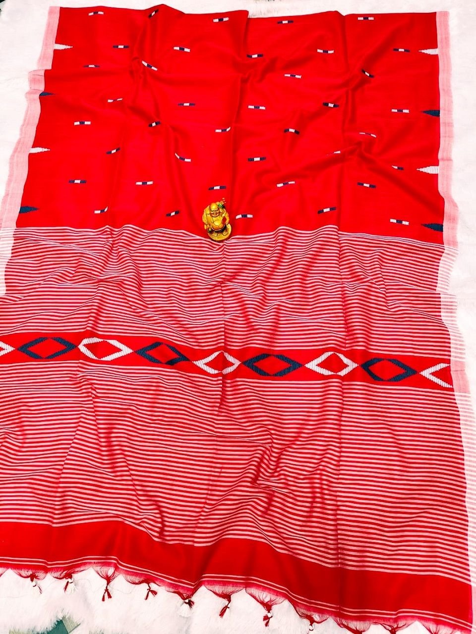 Red Pure Cotton Handloom Saree With Allover Woven Ikkat Design Motifs Red Pure Cotton Handloom Saree With Allover Woven Ikkat Design Motifs