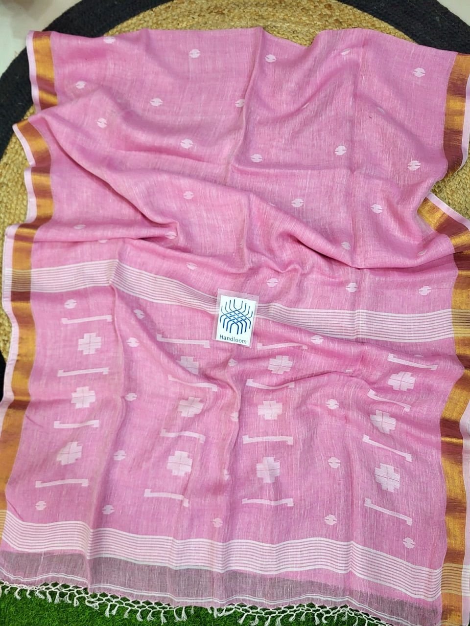 RosePink White Jamdani Pure Linen Handwoven Saree RosePink White Jamdani Pure Linen Handwoven Saree