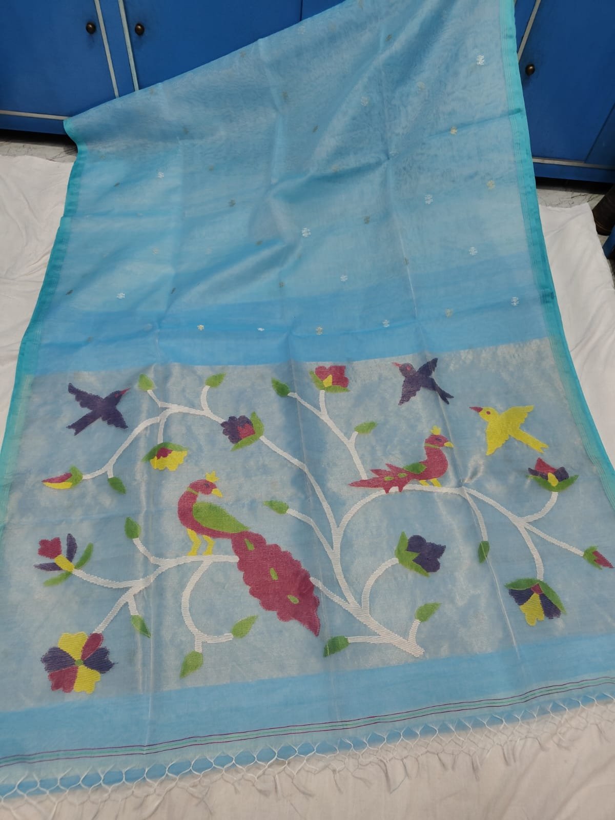 Sky Blue Muslin Jamdani Saree With Paithani Design Pallu Sky Blue Muslin Jamdani Saree With Paithani Design Pallu