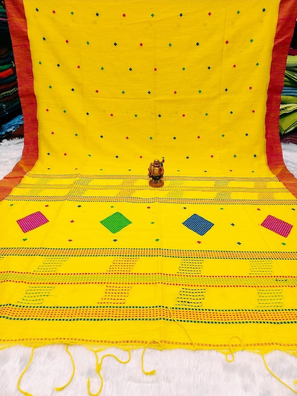 Yellow Red Pure Cotton Diamond Design Handloom Saree Yellow Red Pure Cotton Diamond Design Handloom Saree