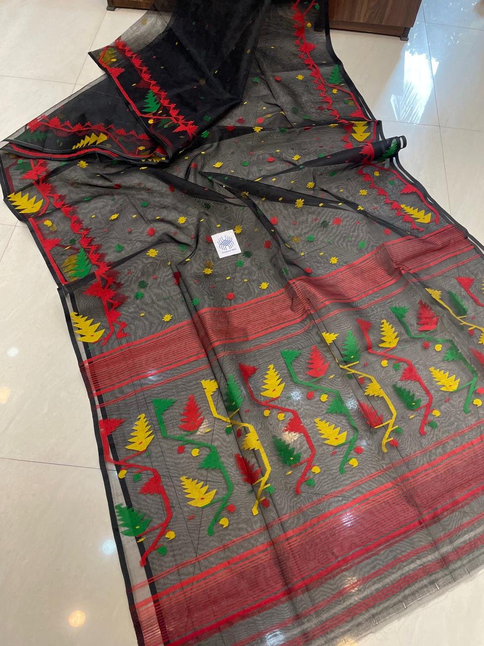 Black Red Pure Handwoven Muslin Jamdani Without Blouse Piece
