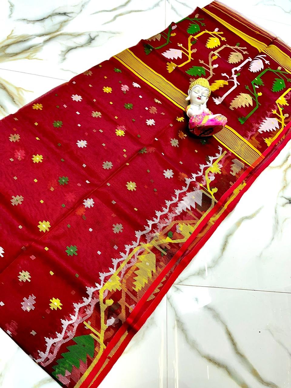 Deep Red Pure Handwoven Muslin Jamdani Without Blouse Piece Deep Red Pure Handwoven Muslin Jamdani Without Blouse Piece