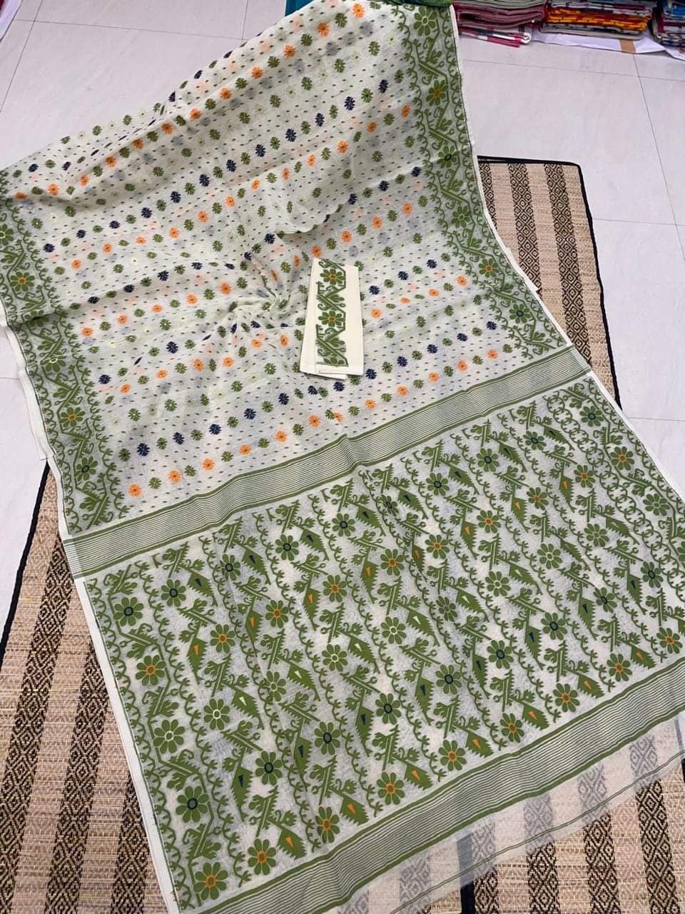White Green Floral Dhakai Jamdani Cotton Silk Saree With Blouse White Green Floral Dhakai Jamdani Cotton Silk Saree With Blouse