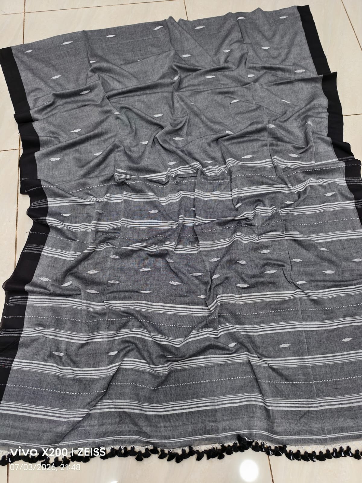 Grey Black Cotton Jamdani Saree With Blouse Piece Grey Black Cotton Jamdani Saree With Blouse Piece