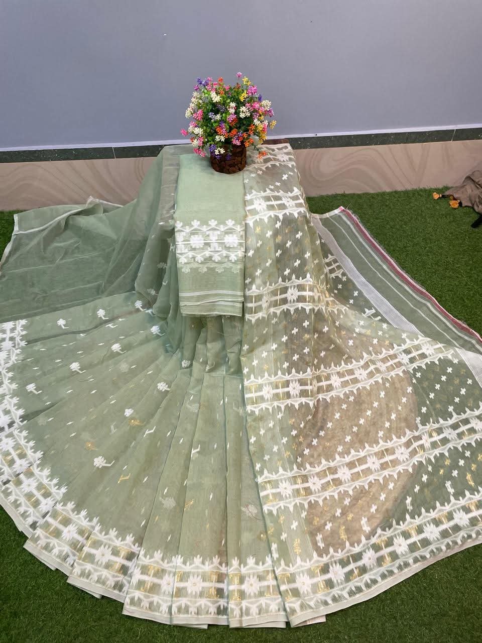 Sage Green White Dhakai Jamdani Saree With Blouse Piece Sage Green White Dhakai Jamdani Saree With Blouse Piece